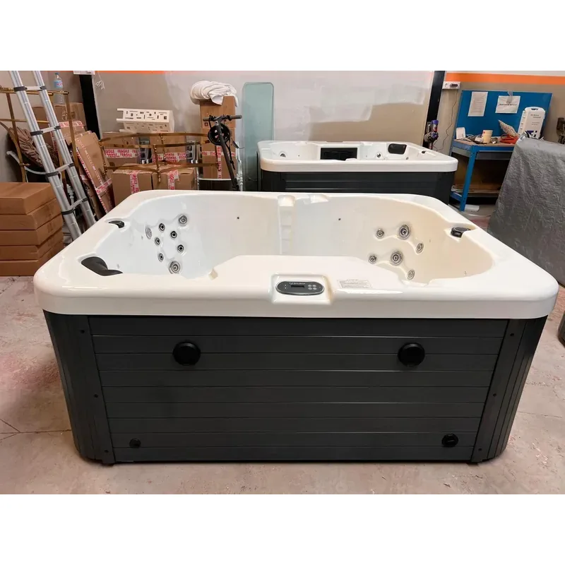 Spa Compact 4, side view